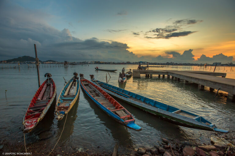 ท่าเรือฝั้งวัดสุวรรณคีรี_0